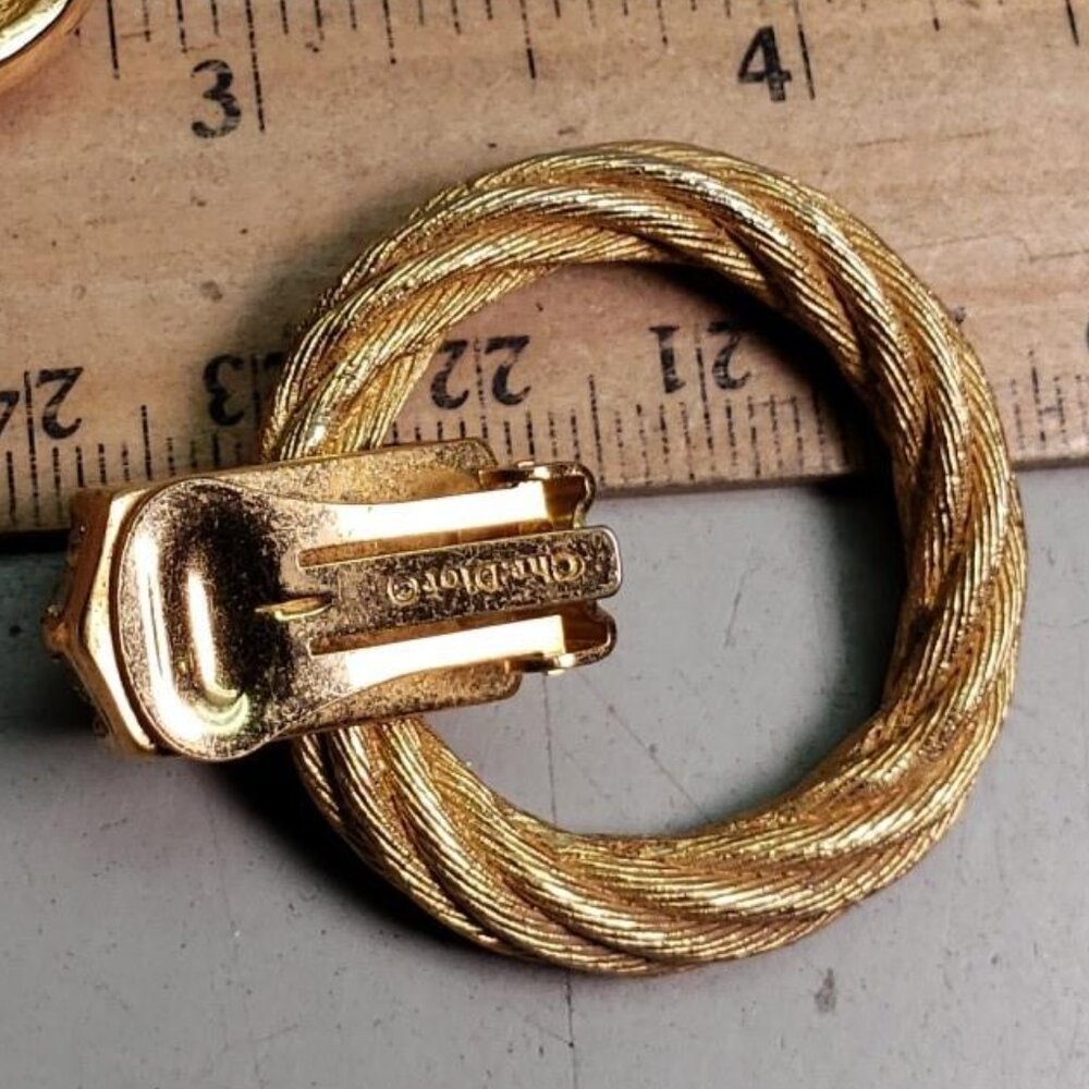 Vintage Christian Dior Gold-Tone Pave Crystals Rope Hoop Knocker Clip On Earring - Picture 3 of 3